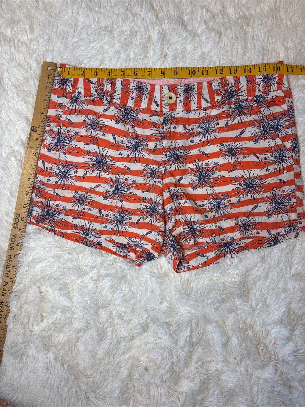 Lilly Pulitzer She's a
Firecracker Callahan Shorts Size 8 VGUC - Picture 7 of 13